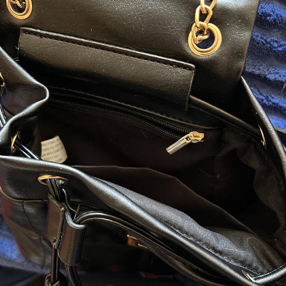 Mini Backpack - Picture 3 of 5